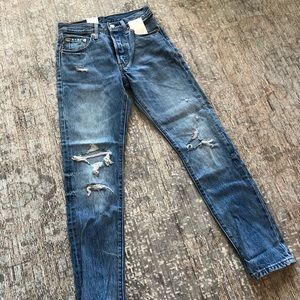 Women’s Levi Jeans
